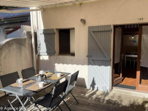 Maison rénovée 2023 à La Palmyre - Proche plage et commerces - 4 pers, terrasse et parking - FR-1-705-17
